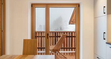 Ferienwohnung "Planerhof Apartment Lilie" mit Bergblick, Gemeinschaftsterrasse und WLAN