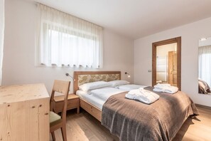 2 makuuhuonetta, ilmainen Wi-Fi, vuodevaatteet