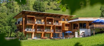 Apartamento "Le Table C" con vistas a la montaña, jardín y Wi-Fi