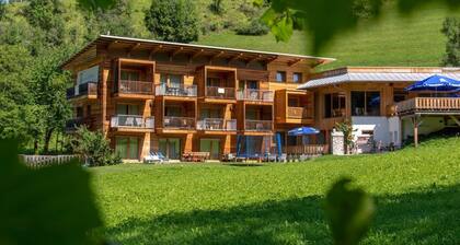 Appartement "Le Table D" avec vue sur les montagnes, jardin & Wi-Fi