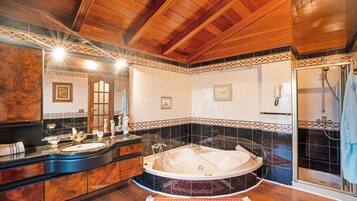 Bruser, hårtørrer, håndklæder