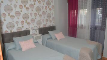 2 camere, ferro/asse da stiro, Wi-Fi gratuito, lenzuola