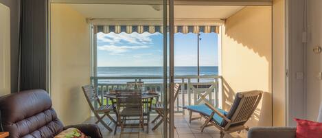 TV, DVD player, stereo