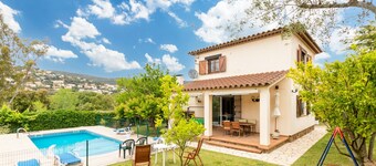 Villa "Pelach" with Pool & Wi-Fi