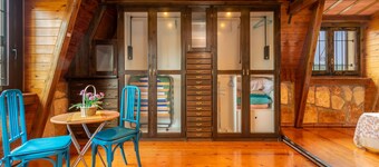 Villa "Pelach" with Pool & Wi-Fi