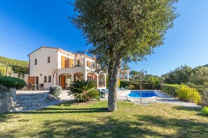 Exterior - Villa "Rosa" with Mountain View, Pool & Wi-Fi (Calonge)