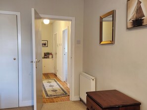 Interior - 2 bedroom accommodation in Cramond, Edinburgh (Cramond, Edinburgh)