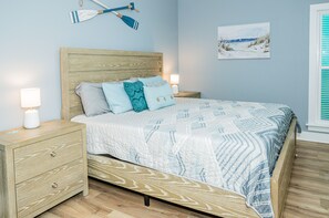 3 bedrooms, iron/ironing board, travel cot, free WiFi