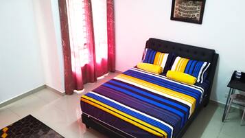 Family Room | 4 bedrooms, iron/ironing board