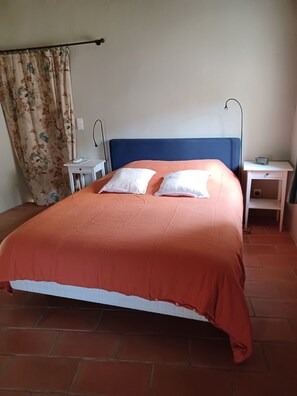 3 bedrooms, WiFi - Stone village house (Mollans-sur-Ouvèze)