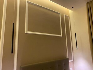 Ropa de cama de alta calidad, cubrecamas y colchones con efecto memoria 