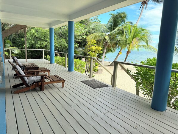 Outdoor dining - Beachfront 1-br home with space and views (Maya Beach)