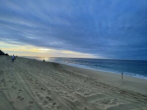Camastros y toallas de playa 