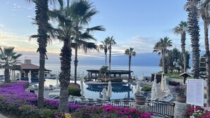 Property grounds - Pueblo Bonito Sunset Beach ocean views resort condo with kitchenette. Two units! (Cabo San Lucas)