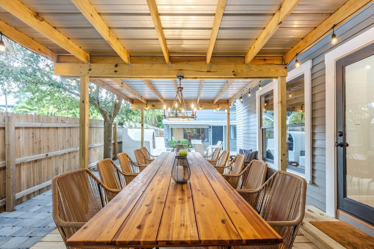 Villa  / House + Apartment ADU /  Hot Tub /Fire Pit