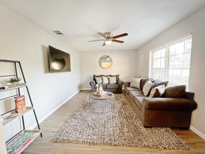 تلفزيون، مكتب