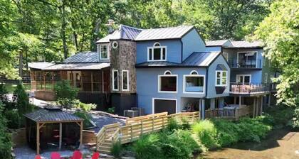 Luxury KING Suites, Lakefront w/ Dock, HotTub, Watercraft