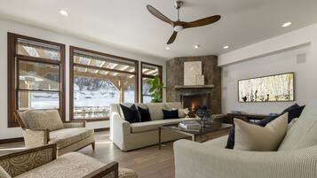 智能电视、壁炉