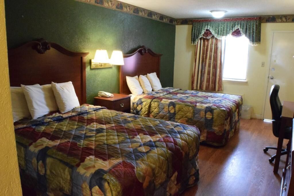 Desk, iron/ironing board, free WiFi, bed sheets