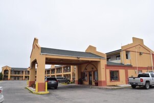 Fachada de la propiedad