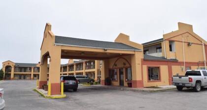Deluxe Inn By Capital O Odessa I-20