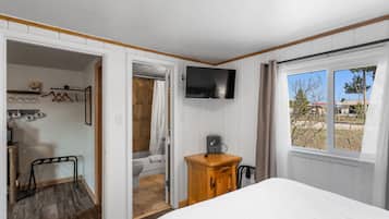 2 Schlafzimmer, Bügeleisen/Bügelbrett, Reisekinderbett, WLAN