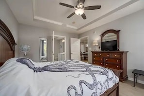 3 chambres, fer et planche à repasser, Wi-Fi gratuit, draps fournis