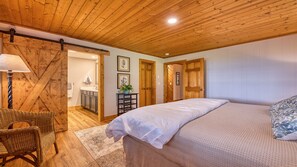 4 chambres, fer et planche à repasser, lit parapluie, Wi-Fi gratuit