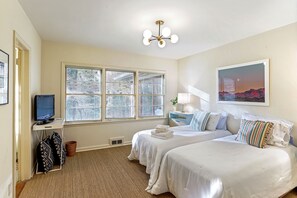 3 Schlafzimmer, Zimmersafe, Bügeleisen/Bügelbrett, WLAN