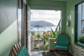 Exterior - CHOLSON CHALETS LIMITED (Charlotteville)