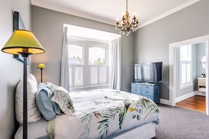 4 Schlafzimmer, Bügeleisen/Bügelbrett, kostenloses WLAN, Bettwäsche