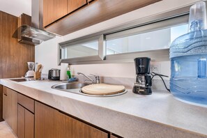 Fridge, microwave, oven, stovetop - Modern 1 BR Condo w/ Ocean View Infinity Pool (Isla Mujeres)