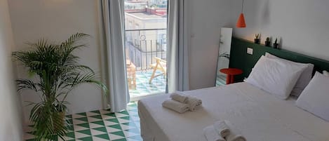 4 camere, una cassaforte in camera, ferro/asse da stiro