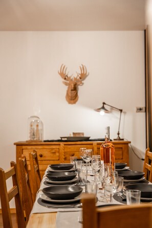 Dining - Le Cocon du pont levis (Saint-Chaffrey)