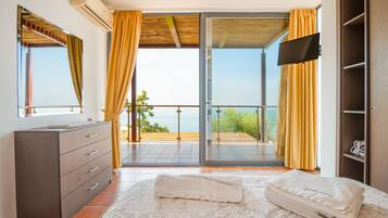 3 makuuhuonetta, silitysrauta/-lauta, internet, vuodevaatteet