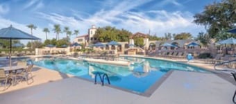 Super Bowl stay, one bedroom, at the golf resort!