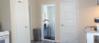 Beautifully remodeled cozy cottage retreat