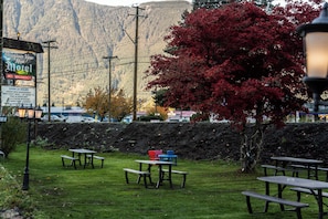 Garden view - Mountain View Hope Motel (Hope)