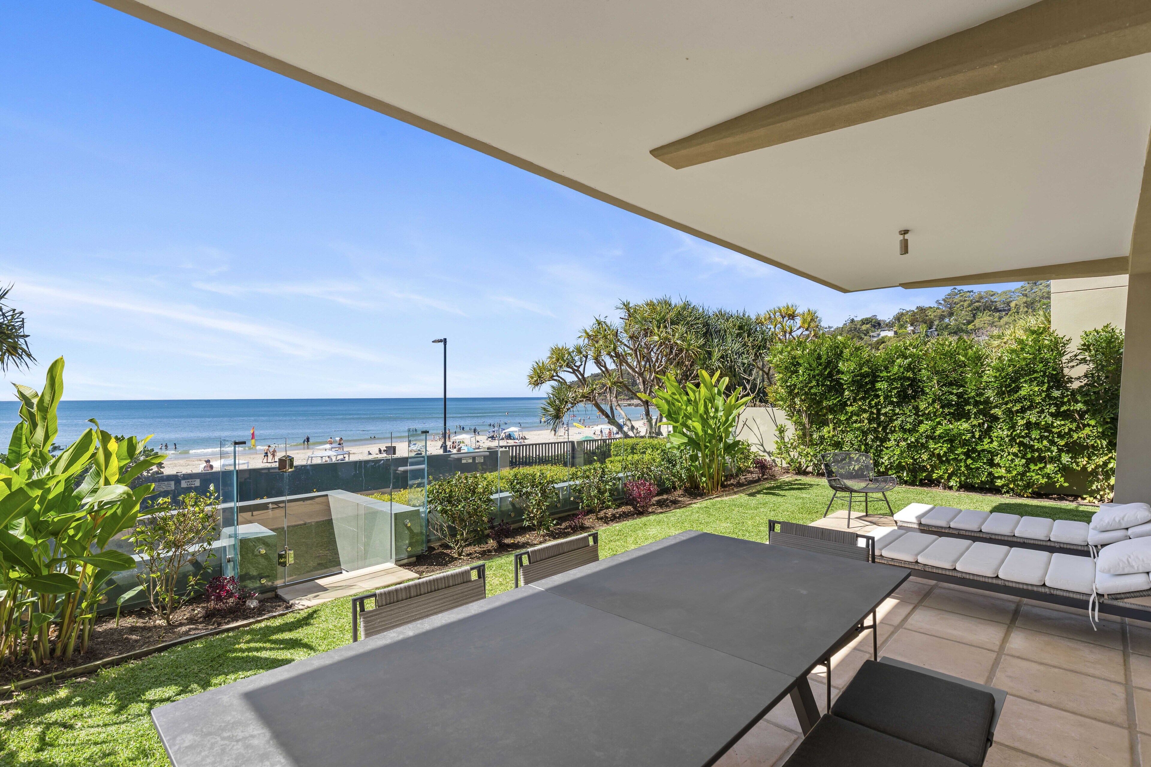 Exclusive Apartment | Terrace/patio