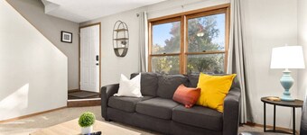 Jeff 1 · Cute 2Bed 1.5Bath Duplex w Garage by Walking Trail