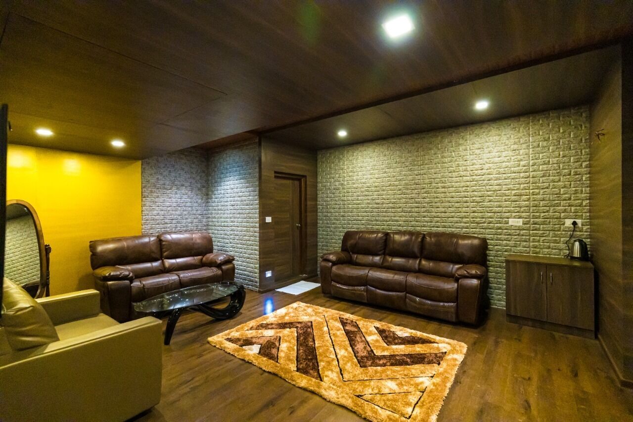 in-room safe, individually decorated, individually furnished, desk