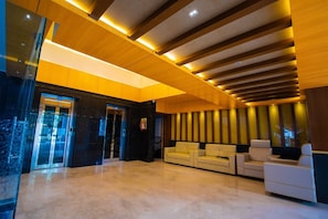 Reception - Hotel Vijayarani (Tiruchirappalli)