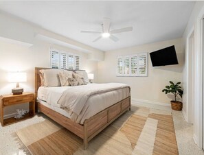 2 slaapkamers, een strijkplank/strijkijzer, reisbedje, gratis wifi