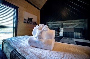 5 habitaciones, tabla de planchar con plancha y wifi gratis 