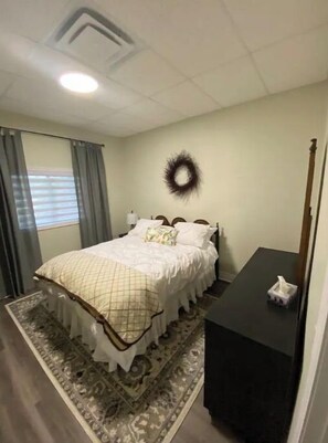 2 bedrooms, free WiFi, bed sheets, wheelchair access