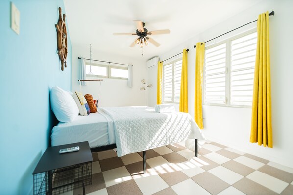 2 bedrooms, iron/ironing board, free WiFi, bed sheets