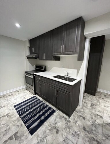 2 BR Exclusive Suite, TV, Free Parking/Wifi