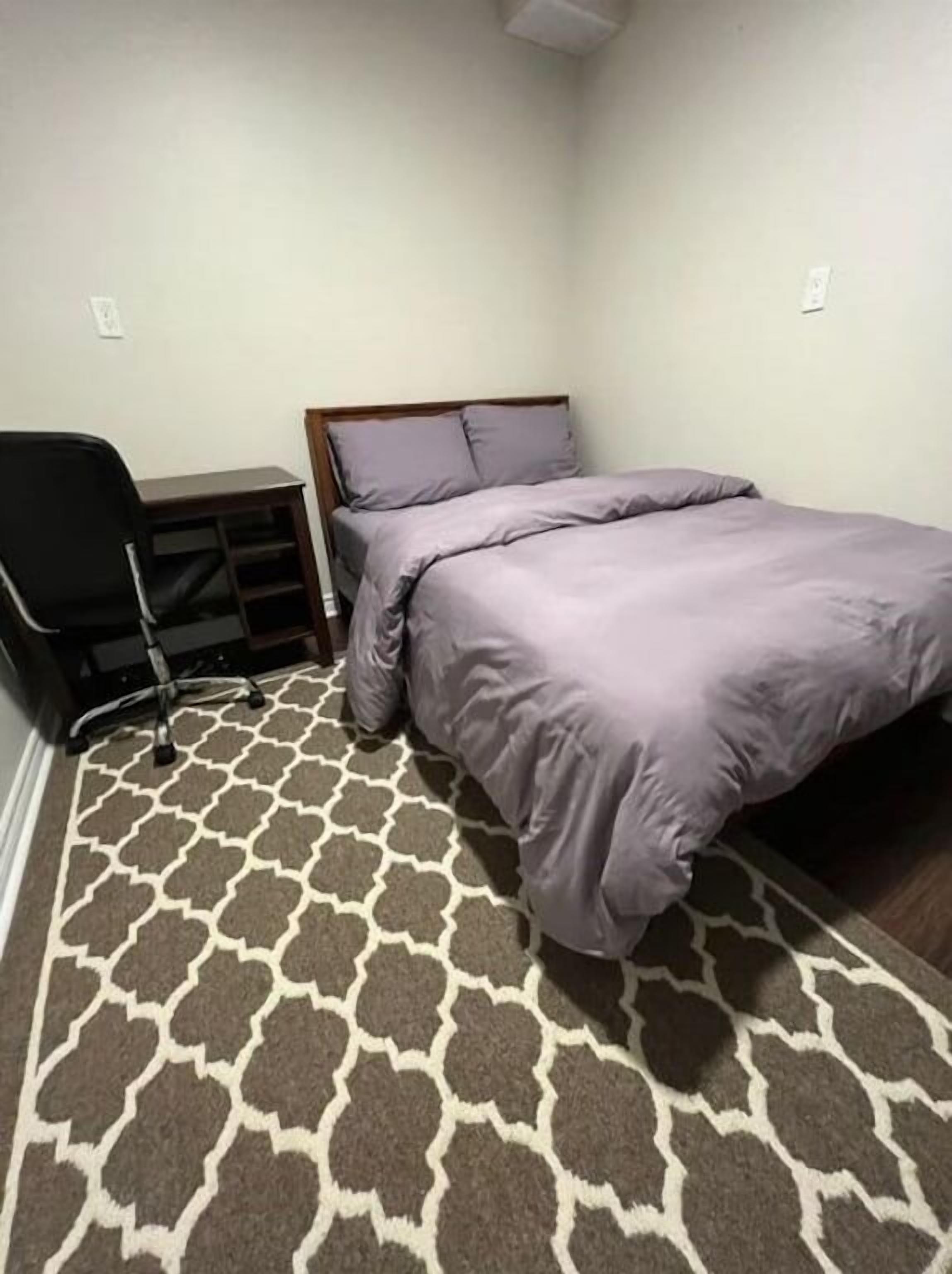 2 bedrooms, desk, free WiFi, bed sheets