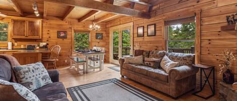 Télévision, cheminée