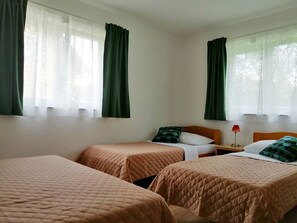 1 chambre, accès Internet, draps fournis